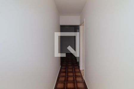 Corredor de casa para alugar com 3 quartos, 120m² em Jardim Vila Formosa, São Paulo