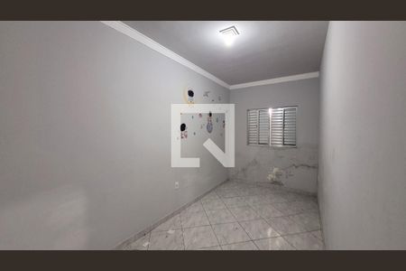 Quarto de casa para alugar com 2 quartos, 125m² em Jardim Adriane, Itaquaquecetuba