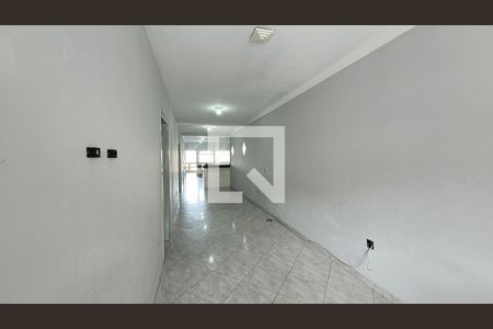 Sala de casa para alugar com 2 quartos, 125m² em Jardim Adriane, Itaquaquecetuba
