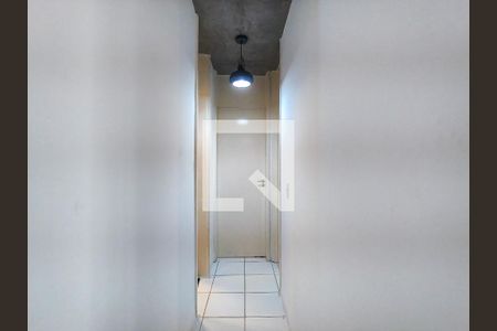 Corredor de apartamento à venda com 2 quartos, 46m² em Imperial de São Cristóvão, Rio de Janeiro
