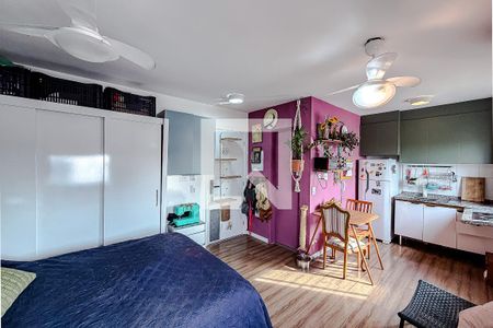 Sala/Quarto de kitnet/studio à venda com 1 quarto, 24m² em Sé, São Paulo