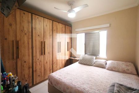 Quarto 1 de casa à venda com 3 quartos, 250m² em Vila Guacuri, Diadema