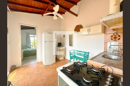 Sala/Cozinha de apartamento para alugar com 1 quarto, 48m² em São João do Rio Vermelho, Florianópolis
