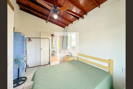 Quarto  de apartamento para alugar com 1 quarto, 48m² em São João do Rio Vermelho, Florianópolis