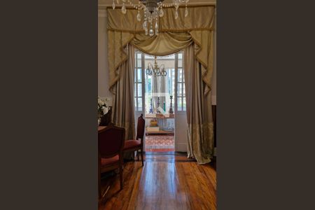 Casa à venda com 7 quartos, 1040m² em Cosme Velho, Rio de Janeiro