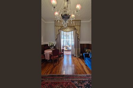 Casa à venda com 7 quartos, 1040m² em Cosme Velho, Rio de Janeiro