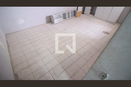 Quarto 1 de casa para alugar com 10 quartos, 324m² em Vila Antonieta, São Paulo