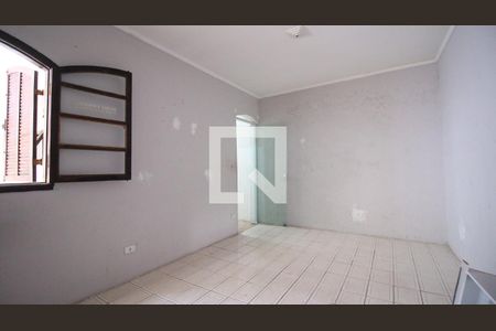 Quarto 1 de casa para alugar com 10 quartos, 324m² em Vila Antonieta, São Paulo