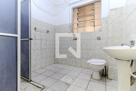 Banheiro de apartamento para alugar com 1 quarto, 55m² em Santa Ifigênia, São Paulo