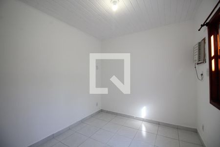 Quarto 1 de casa de condomínio para alugar com 2 quartos, 60m² em Taquara, Rio de Janeiro