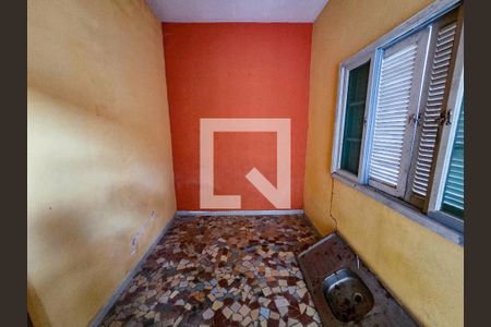 Edícula  de casa para alugar com 3 quartos, 250m² em Imperador, Praia Grande