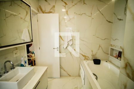 Banheiro da Suíte 2 de apartamento para alugar com 4 quartos, 201m² em Canto do Forte, Praia Grande