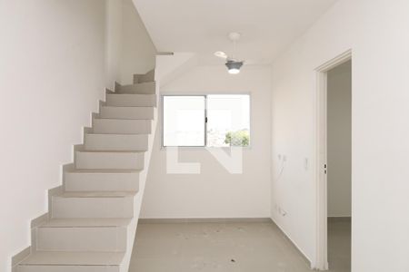 Sala de apartamento para alugar com 4 quartos, 100m² em Vila Nova Curuca, São Paulo