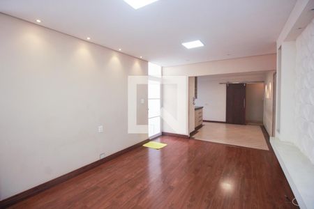 Casa para alugar com 5 quartos, 200m² em Vila Apiai, Santo André