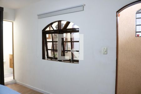 Quarto 1 de casa para alugar com 2 quartos, 180m² em Perdizes, São Paulo