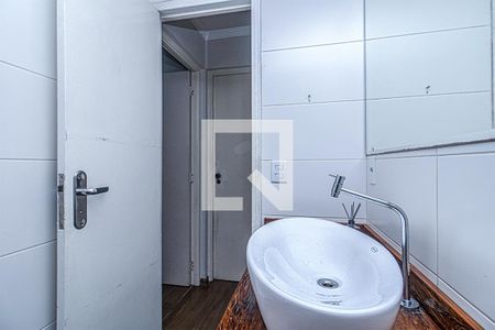 banheiro social_4 de apartamento à venda com 2 quartos, 60m² em Parque Bristol, São Paulo