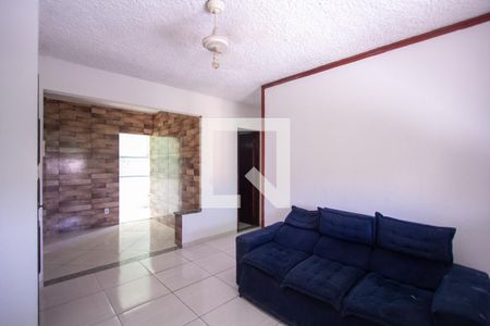 Sala de apartamento para alugar com 2 quartos, 60m² em Colubandê, São Gonçalo
