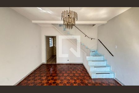 Sala de casa para alugar com 4 quartos, 189m² em Utinga, Santo André