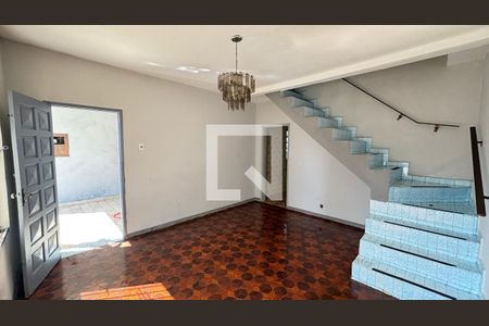 Sala de casa para alugar com 4 quartos, 189m² em Utinga, Santo André
