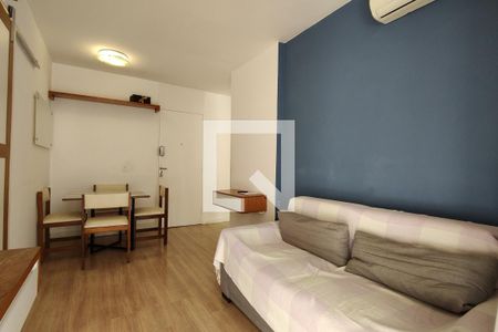 Sala de apartamento à venda com 2 quartos, 48m² em Anil, Rio de Janeiro