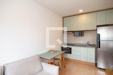 Sala / Cozinha de apartamento para alugar com 1 quarto, 25m² em Bela Vista, São Paulo