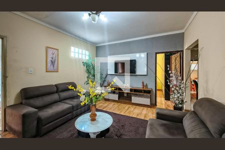 Sala de casa à venda com 7 quartos, 275m² em Jardim Cliper, São Paulo
