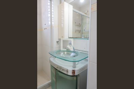 Banheiro de apartamento para alugar com 1 quarto, 40m² em Vila Isabel, Rio de Janeiro