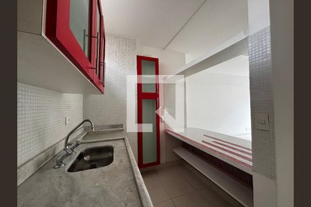 Cozinha de apartamento para alugar com 1 quarto, 42m² em Vila Madalena, São Paulo