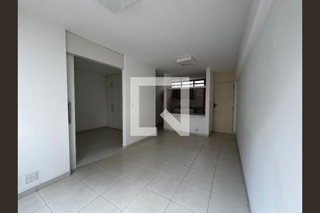 Sala de apartamento para alugar com 1 quarto, 42m² em Vila Madalena, São Paulo