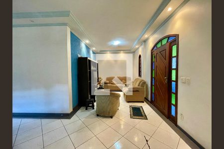 Casa à venda com 3 quartos, 400m² em Bom Jesus, Belo Horizonte