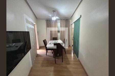Sala de casa para alugar com 2 quartos, 150m² em Vila Valqueire, Rio de Janeiro