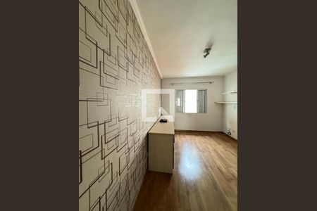 Quarto de casa à venda com 3 quartos, 195m² em Vila Romero, São Paulo