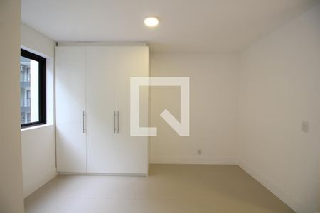 Quarto  de kitnet/studio para alugar com 1 quarto, 40m² em Freguesia (jacarepaguá), Rio de Janeiro