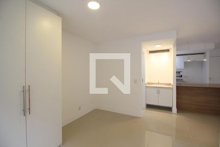 Quarto  de kitnet/studio para alugar com 1 quarto, 40m² em Freguesia (jacarepaguá), Rio de Janeiro