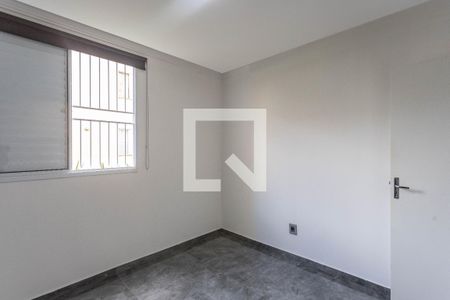 Quarto 2 de apartamento para alugar com 2 quartos, 47m² em Jardim Apura, Diadema