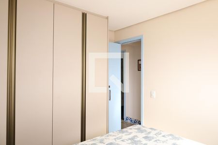 Quarto 1 de apartamento para alugar com 3 quartos, 68m² em Itaquera, São Paulo