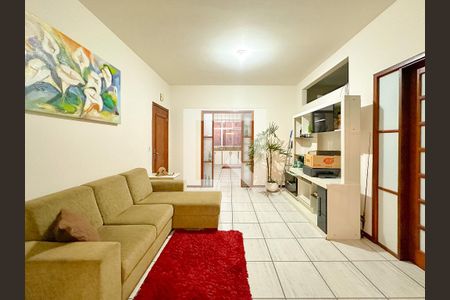 Sala de TV de casa para alugar com 4 quartos, 280m² em Forquilhinhas, São José