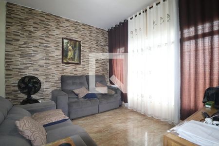 Casa à venda com 3 quartos, 120m² em Vila Cecilia Maria, Santo André