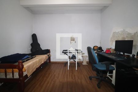Quarto 2 de casa à venda com 3 quartos, 120m² em Vila Cecilia Maria, Santo André