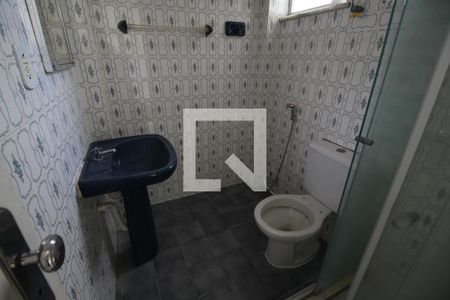 Banheiro de apartamento à venda com 2 quartos, 55m² em Jacarepaguá, Rio de Janeiro