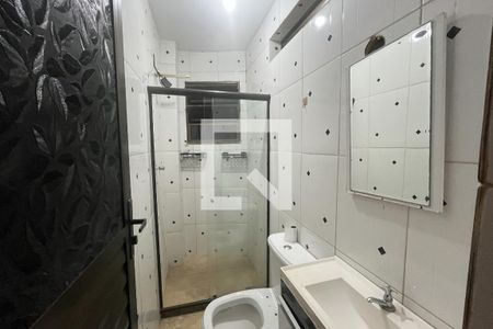 Banheiro de casa para alugar com 2 quartos, 4m² em Jardim Vinte E Cinco de Agosto, Duque de Caxias