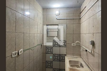 Cozinha de casa para alugar com 1 quarto, 55m² em Jardim Munhoz Junior, Osasco