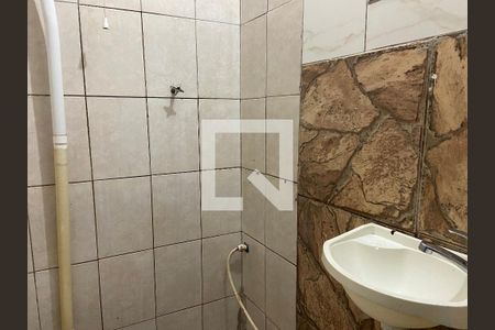 Quarto de casa para alugar com 1 quarto, 55m² em Jardim Munhoz Junior, Osasco