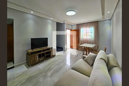 Casa à venda com 3 quartos, 144m² em Parque Novo Oratório, Santo André