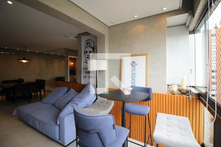 Sala de apartamento para alugar com 2 quartos, 110m² em Vila Nova Conceição , São Paulo