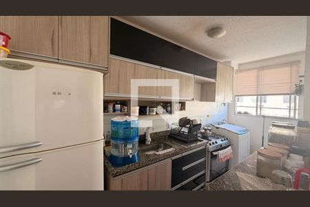 Cozinha e Área de Serviço de apartamento para alugar com 2 quartos, 48m² em Parque Oeste Industrial, Goiânia