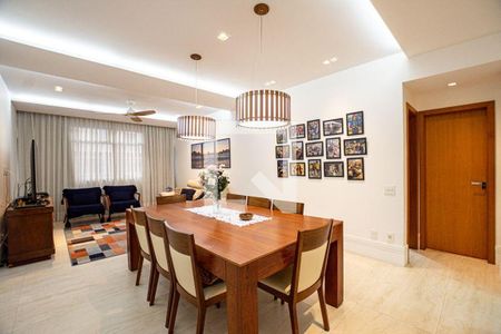 Apartamento à venda com 3 quartos, 180m² em Icaraí, Niterói