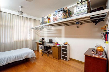 Apartamento à venda com 3 quartos, 180m² em Icaraí, Niterói