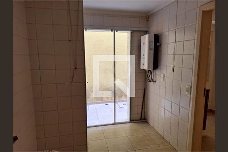 Casa à venda com 3 quartos, 88m² em Vila Irmaos Arnoni, São Paulo