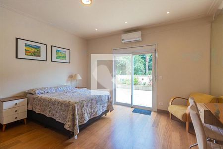 Casa à venda com 3 quartos, 269m² em Jardim Petropolis, São Paulo